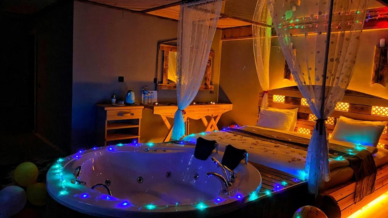 Bed and Breakfast Heaven Vip Wooden Palace Ardeşen Exterior foto