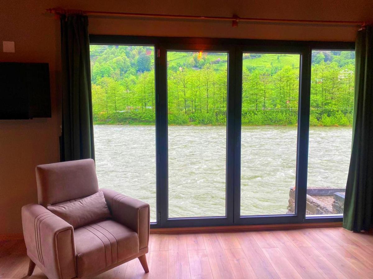 Bed and Breakfast Heaven Vip Wooden Palace Ardeşen Exterior foto