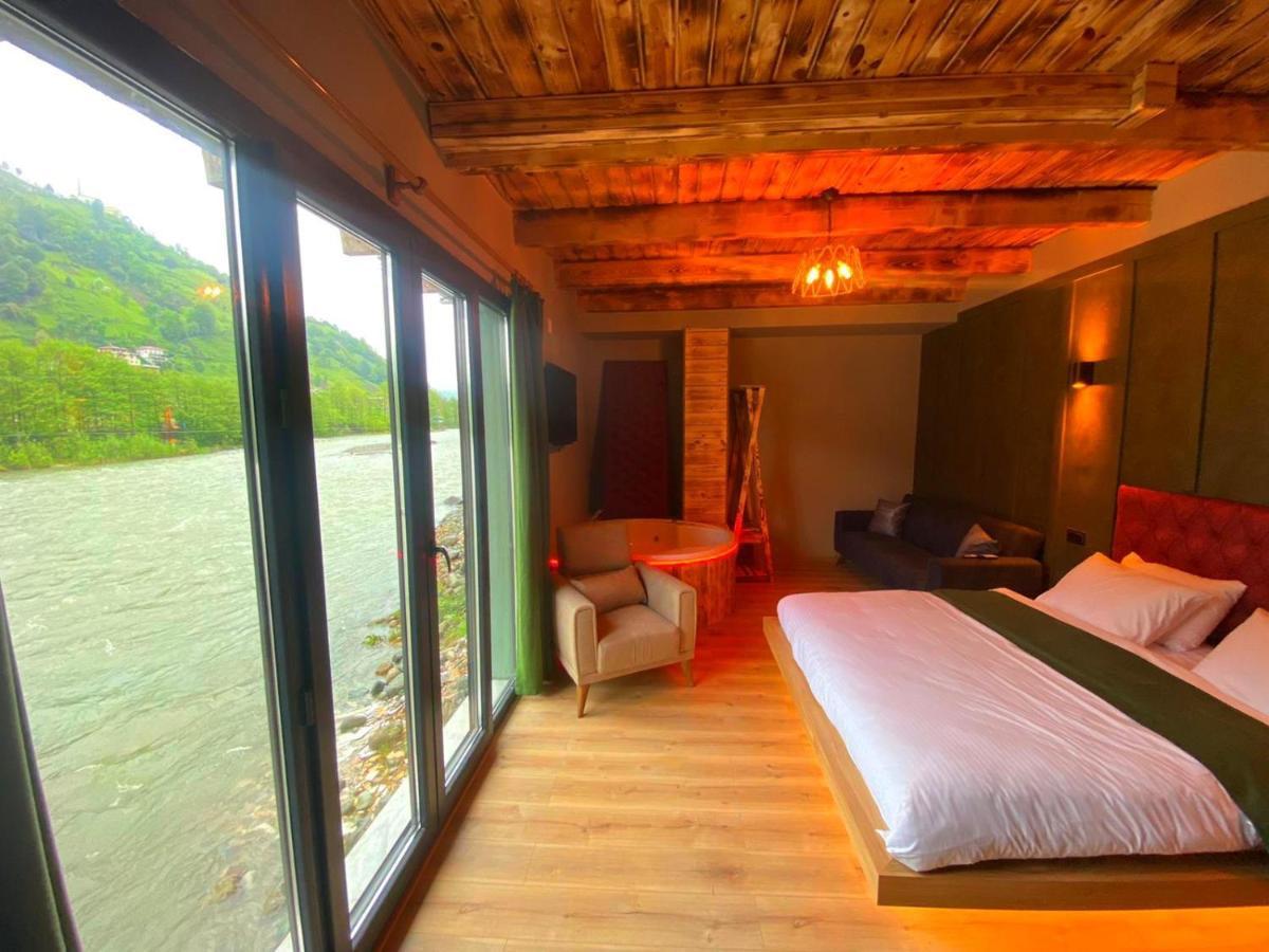 Bed and Breakfast Heaven Vip Wooden Palace Ardeşen Exterior foto
