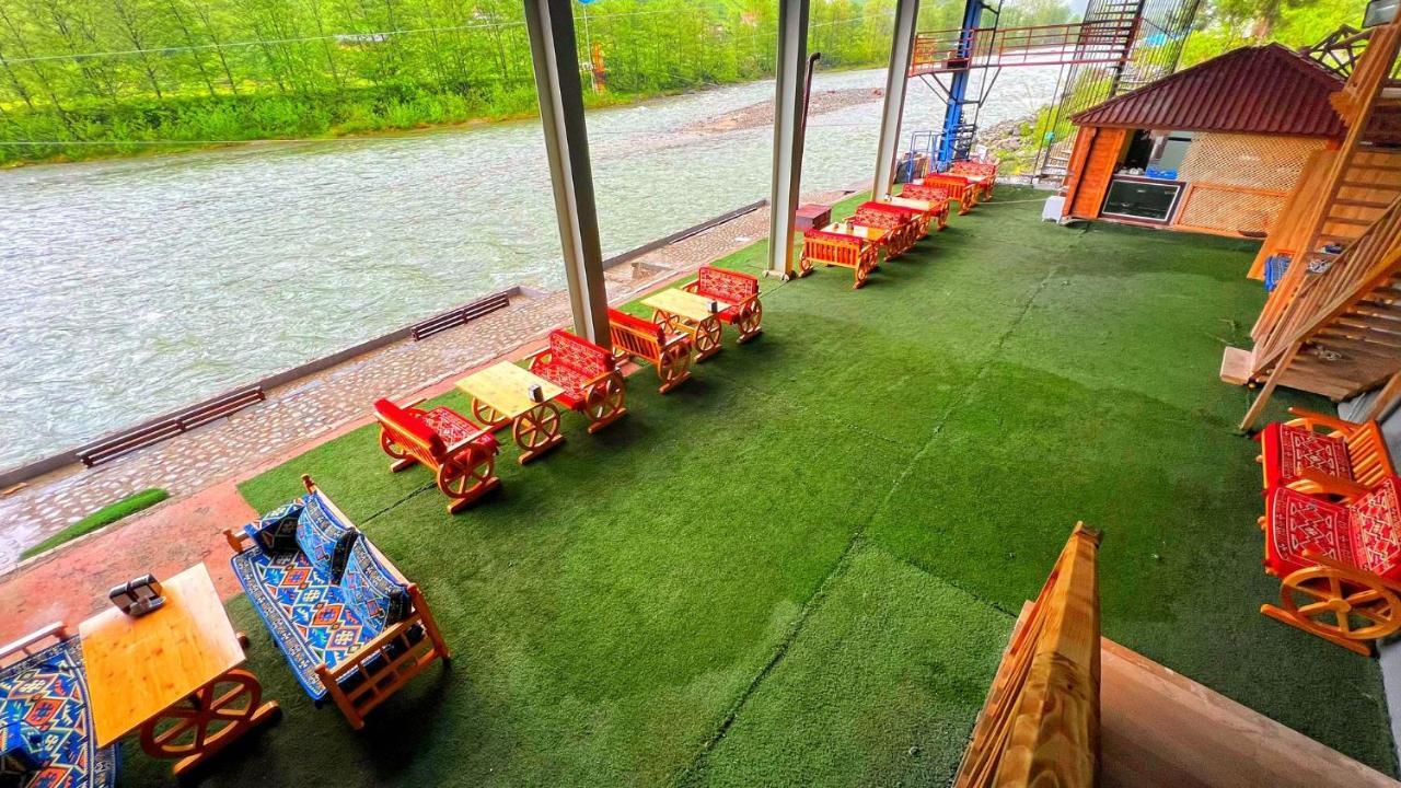 Bed and Breakfast Heaven Vip Wooden Palace Ardeşen Exterior foto
