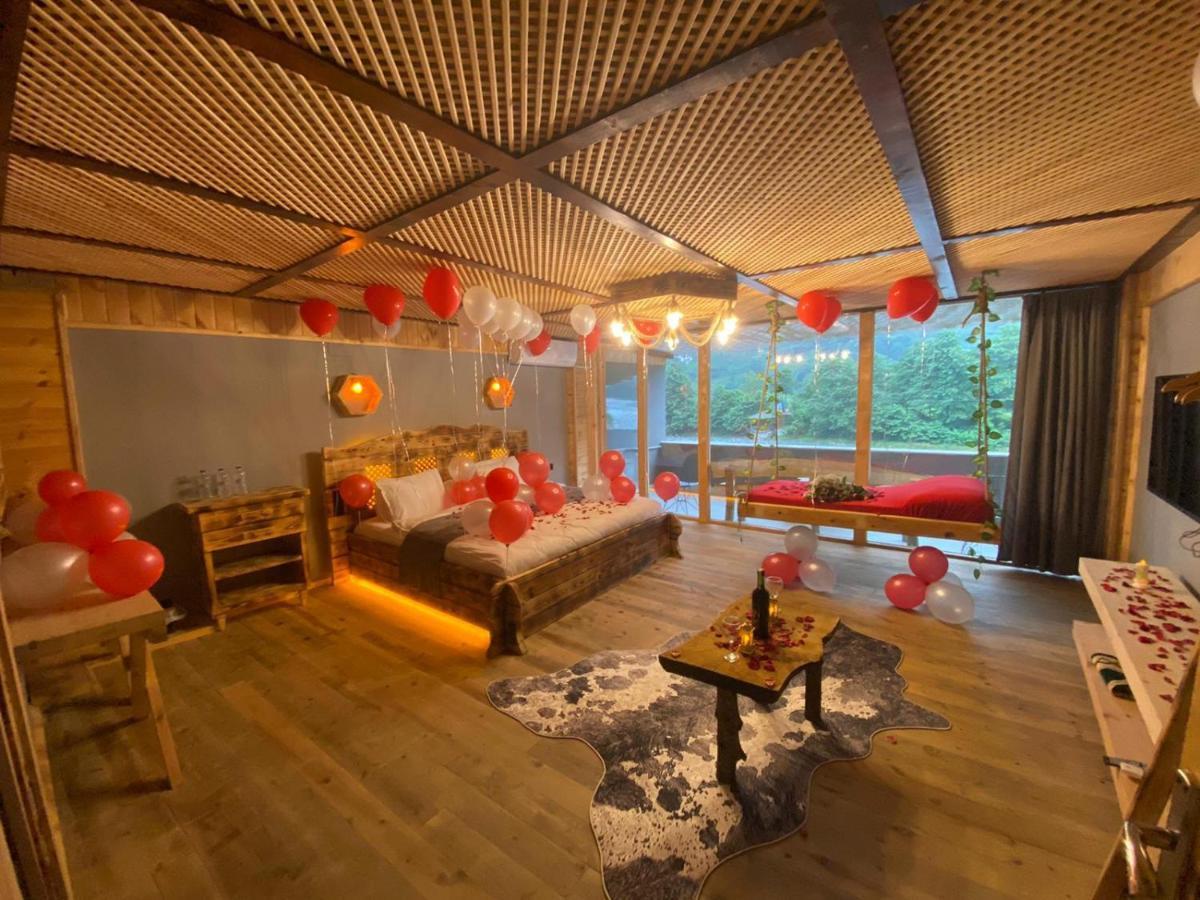 Bed and Breakfast Heaven Vip Wooden Palace Ardeşen Exterior foto