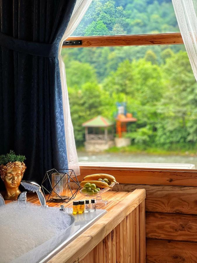 Bed and Breakfast Heaven Vip Wooden Palace Ardeşen Exterior foto
